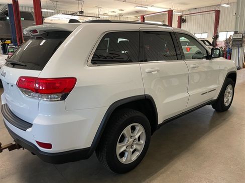 Used 2016 Jeep Grand Cherokee Laredo w/ Quick Order Package 23E AWD/4WD image 6
