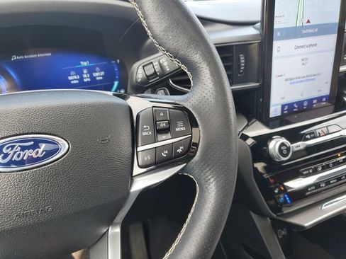 Used 2023 Ford Explorer ST w/ Equipment Group 401A image 12