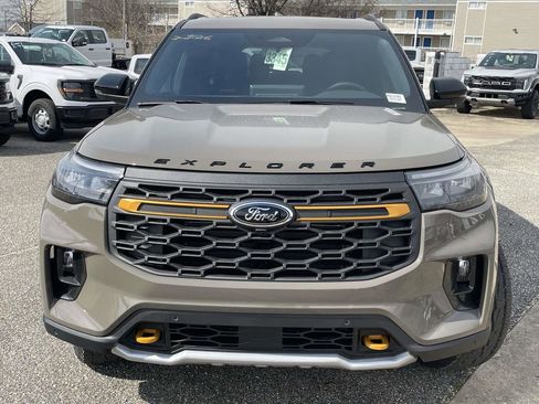 New 2026 Ford Explorer Tremor w/ Tremor Ultimate Package AWD/4WD image 8