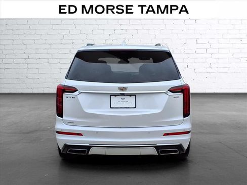 Used 2023 Cadillac XT6 Premium Luxury w/ Technology Package AWD/4WD image 4