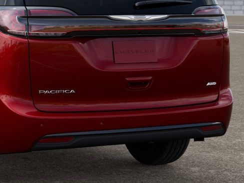 New 2026 Chrysler Pacifica Select w/ S Appearance Package image 14