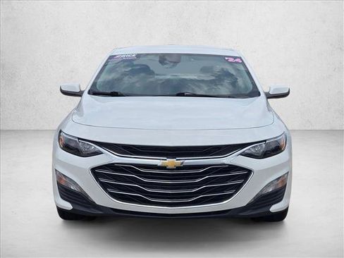 Used 2024 Chevrolet Malibu LT FWD image 2