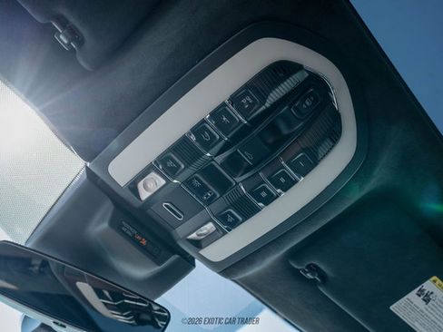 Used 2024 Porsche Macan GTS image 33