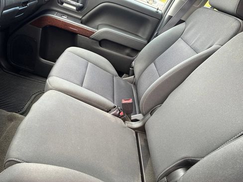 Used 2015 GMC Sierra 1500 SLE w/ SLE Value Package AWD/4WD image 16