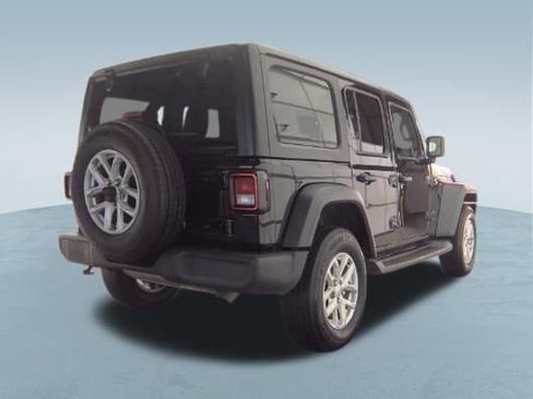 Used 2023 Jeep Wrangler Sport S image 4