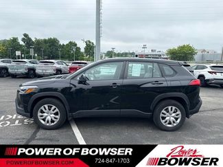 Used 2023 Toyota Corolla Cross L FWD video 2