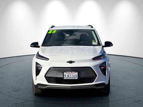 Used 2023 Chevrolet Bolt EUV LT w/ Driver Confidence Package image 9