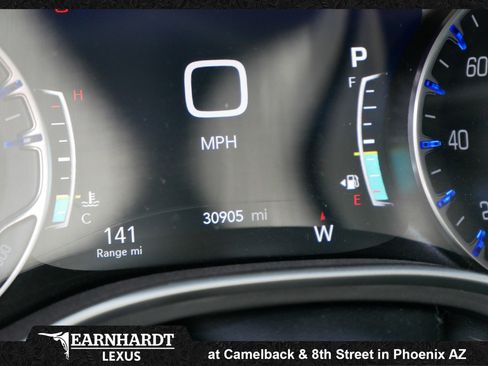Used 2022 Chrysler Pacifica Touring-L FWD image 5
