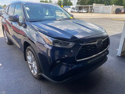 Used 2021 Toyota Highlander Limited