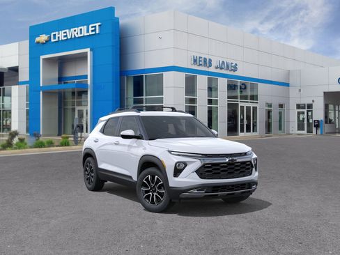 New 2026 Chevrolet TrailBlazer ACTIV w/ Convenience Package AWD/4WD image 1