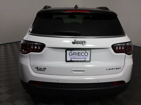 Used 2025 Jeep Compass Limited AWD/4WD image 7