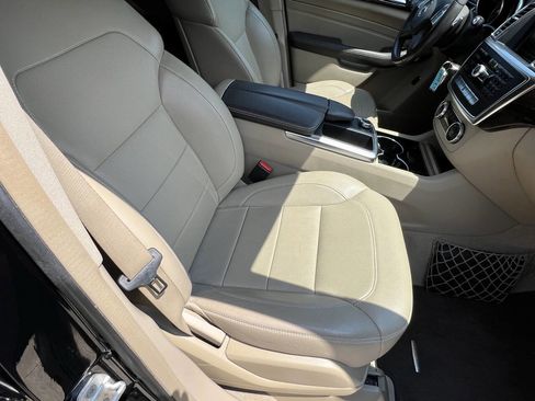 Used 2014 Mercedes-Benz ML 350 4MATIC image 21
