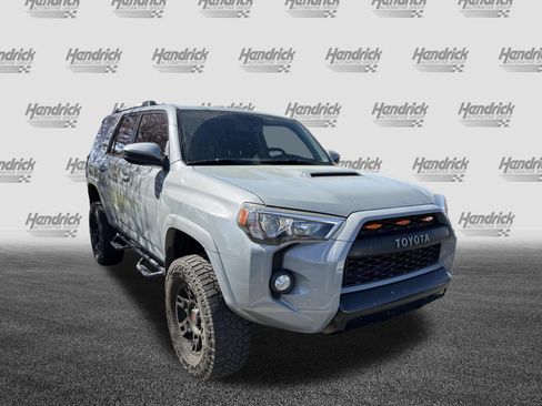 Used 2017 Toyota 4Runner TRD Pro image 2