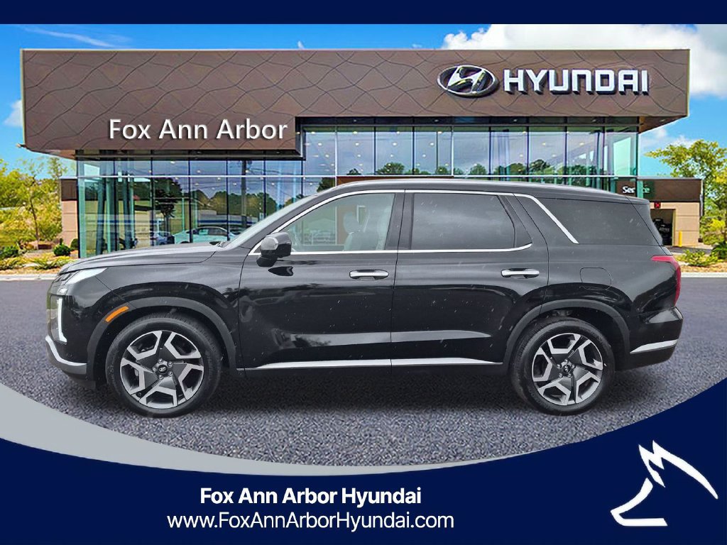 Used 2024 Hyundai Palisade SEL w/ Premium Package AWD/4WD image 2