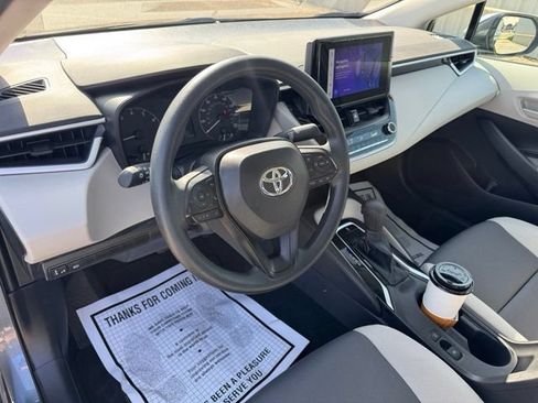 Used 2024 Toyota Corolla LE FWD image 12