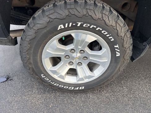 Certified 2017 Chevrolet Silverado 1500 LT w/ All Star Edition image 9