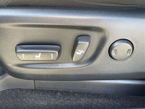 Used 2022 Toyota 4Runner SR5 image 25