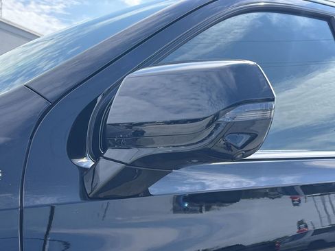 New 2025 Chevrolet Suburban High Country w/ Sun And Tow Package image 30