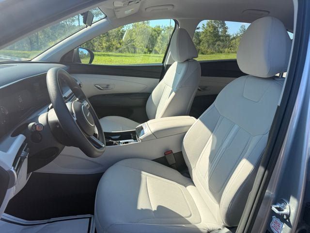 Used 2025 Hyundai Tucson SEL FWD image 4