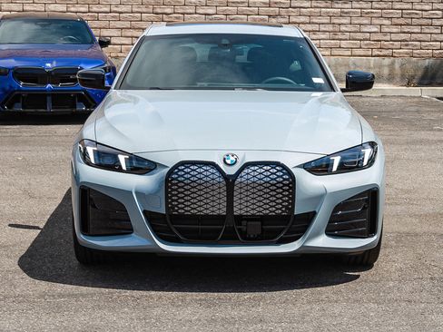 New 2026 BMW i4 eDrive40 w/ M Sport Package RWD image 2