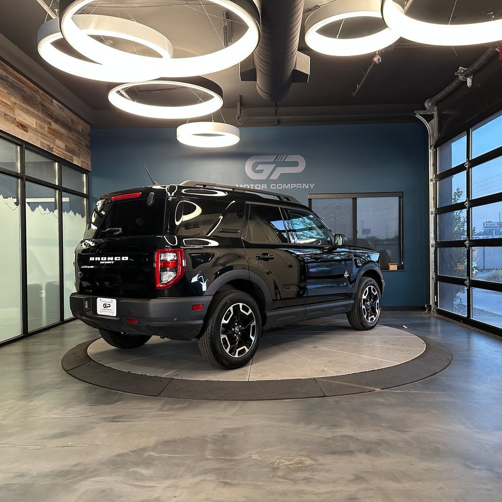 Used 2024 Ford Bronco Sport Outer Banks AWD/4WD image 3