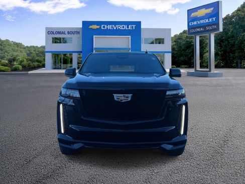 Certified 2024 Cadillac Escalade V w/ LPO, Floor Liner Package image 9