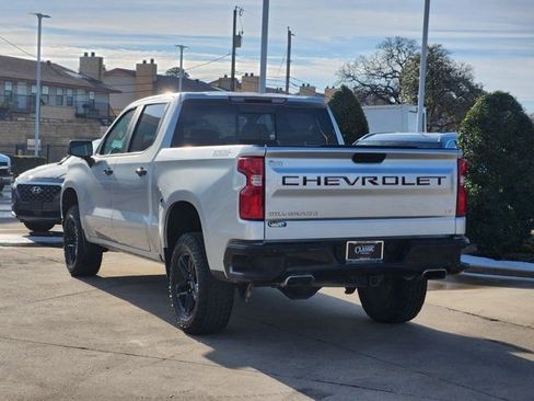 Used 2020 Chevrolet Silverado 1500 LT Trail Boss image 3