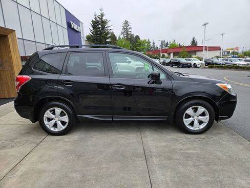 Used 2015 Subaru Forester 2.5i Premium w/ All-Weather Package AWD/4WD image 4