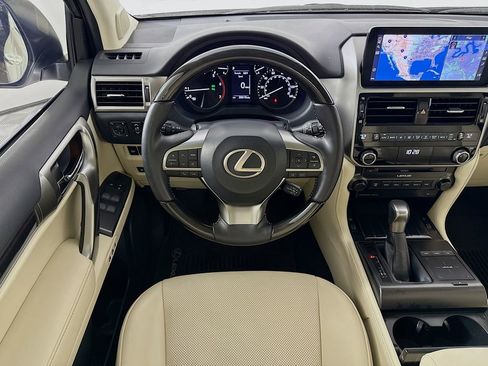Used 2023 Lexus GX 460 Premium w/ Premium Package image 23