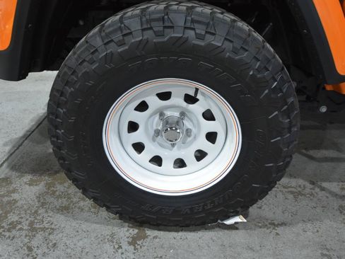 Used 2025 Jeep Gladiator Sport AWD/4WD image 63