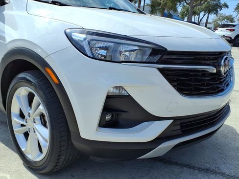 Used 2022 Buick Encore GX Preferred w/ Cold Weather Comfort Package image 9