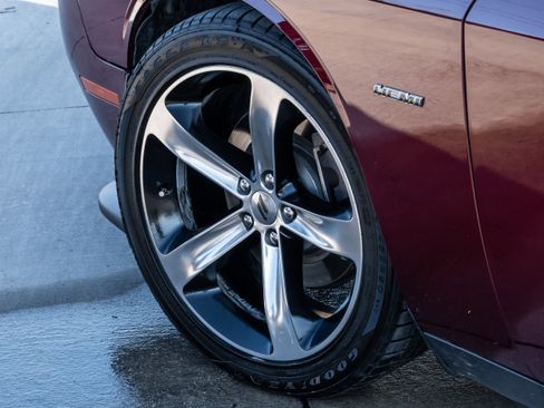 Used 2019 Dodge Challenger R/T w/ Driver Convenience Group image 35