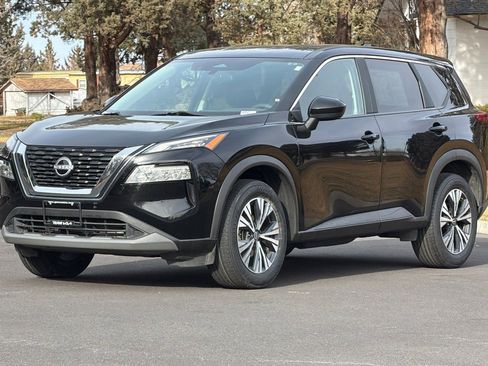 Used 2023 Nissan Rogue SV image 8