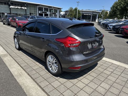 Used 2015 Ford Focus Titanium FWD image 7