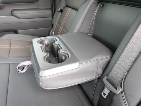 New 2026 Chevrolet Silverado 1500 High Country AWD/4WD image 30