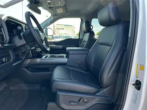 New 2025 Ford F350 Lariat image 25
