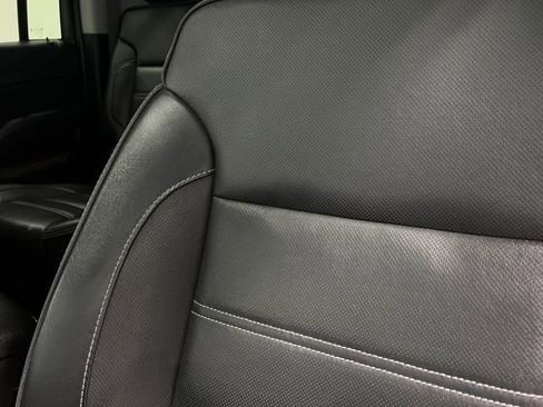 Used 2019 GMC Yukon XL Denali image 18