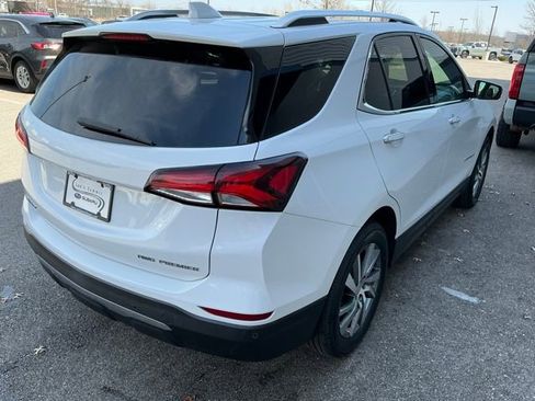 Used 2023 Chevrolet Equinox Premier AWD/4WD image 6