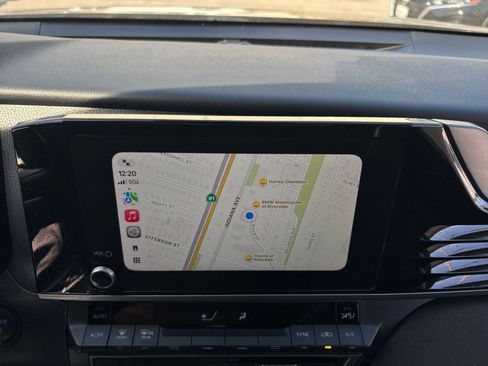 Used 2025 Toyota Camry LE image 20