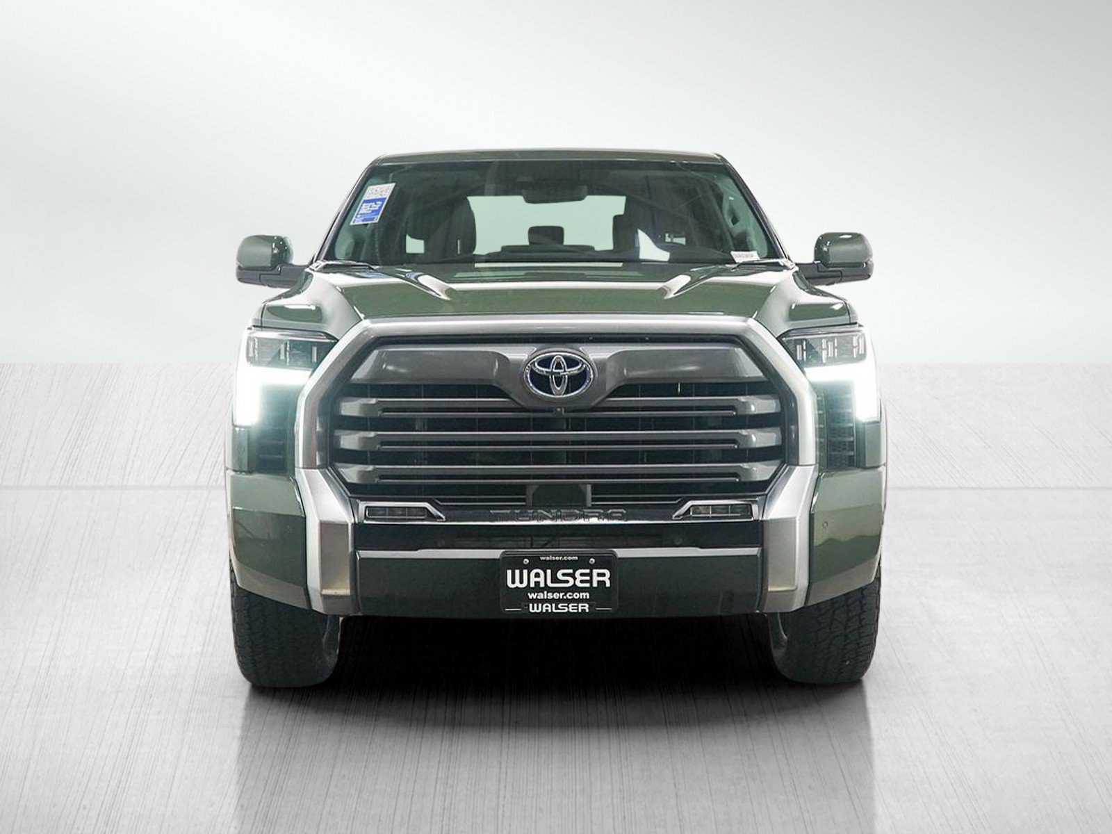 Used 2023 Toyota Tundra Limited AWD/4WD image 8