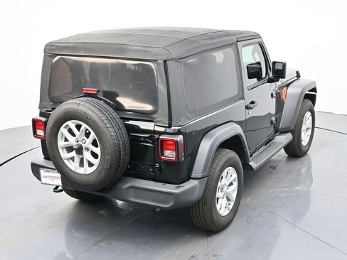 Used 2023 Jeep Wrangler Sport S image 21