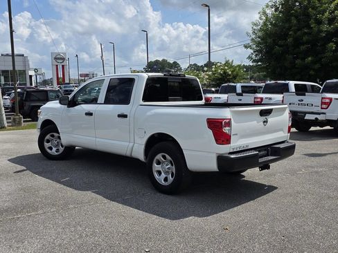 Used 2022 Nissan Titan S w/ S Utility Package RWD image 3