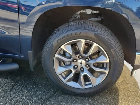 Used 2019 Chevrolet Silverado 1500 LT w/ All-Star Edition image 8