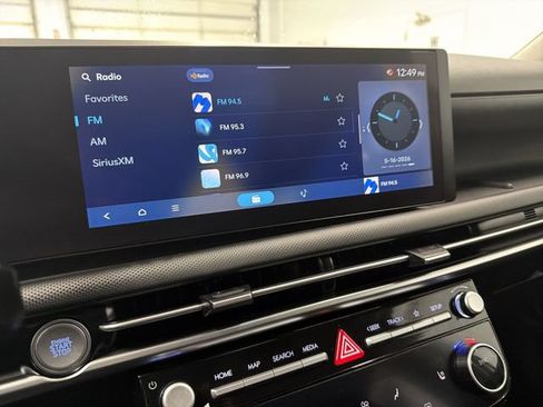 Used 2025 Hyundai Tucson SEL FWD image 24
