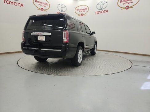 Used 2019 GMC Yukon Denali w/ Denali Ultimate Package image 8