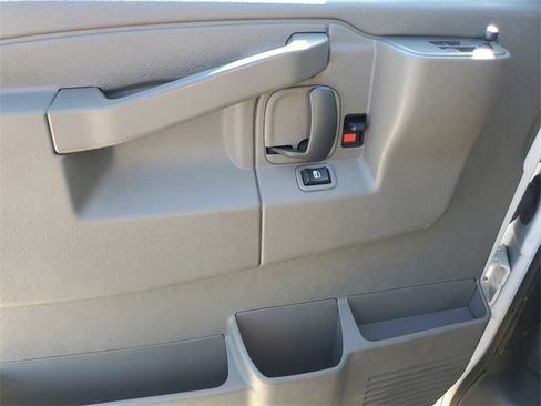 Certified 2024 GMC Savana 2500 w/ Driver Convenience Package image 17