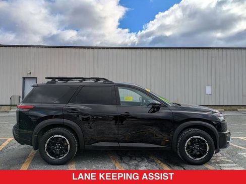 Certified 2023 Nissan Pathfinder Rock Creek image 3
