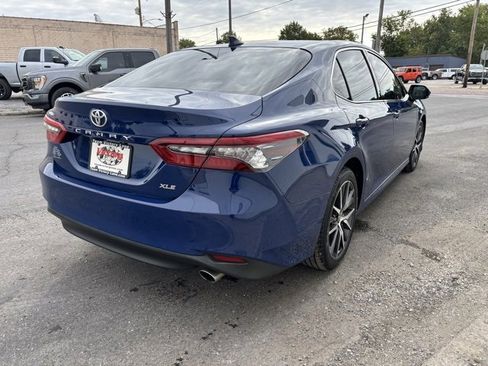 Used 2024 Toyota Camry XLE image 7
