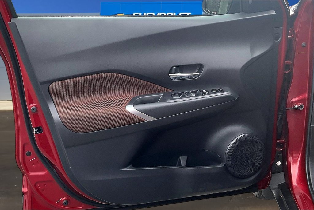 Used 2024 Nissan Kicks SR FWD image 20
