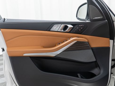 New 2026 BMW X7 xDrive40i w/ Executive Package image 11